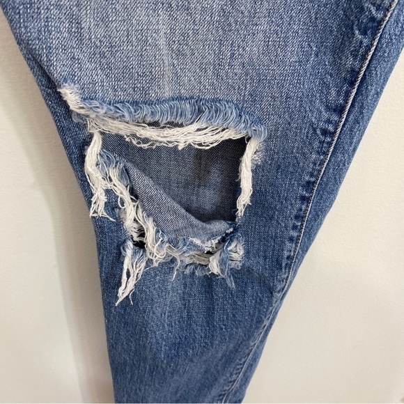 Kancan Buckle 27/7‎ Ultra High Rise Cuffed Mom Jeans Distressed - Picture 5 of 13